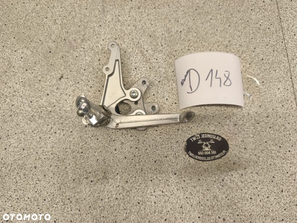Set prawy przód, podnóżek, dźwignia kierowcy Suzuki GSX-R1000 GSX-R 1000 600 GSXR1000 GSXR 1000 600 - 1