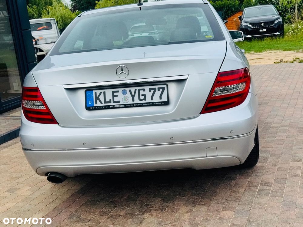 Mercedes-Benz Klasa C 200 Kompressor Avantgarde - 26