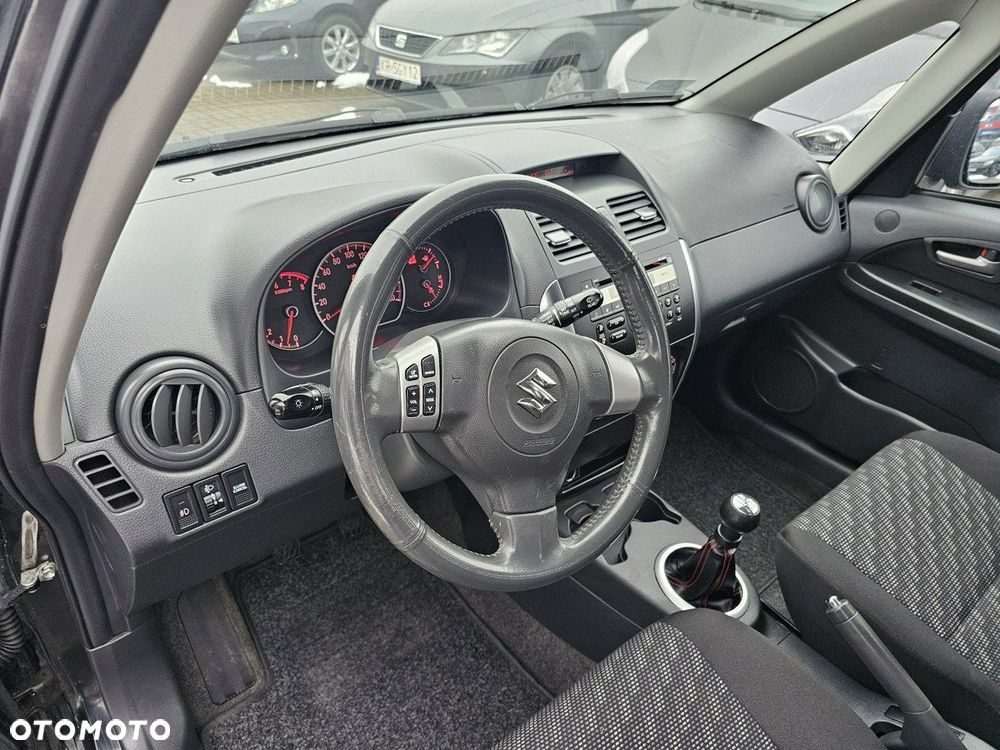 Suzuki SX4 1.6 GS / Premium - 15