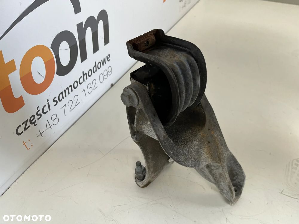 PODUSZKA SILNIKA PRZOD VW T6  TRANSPORTER 7E0199848 - 3