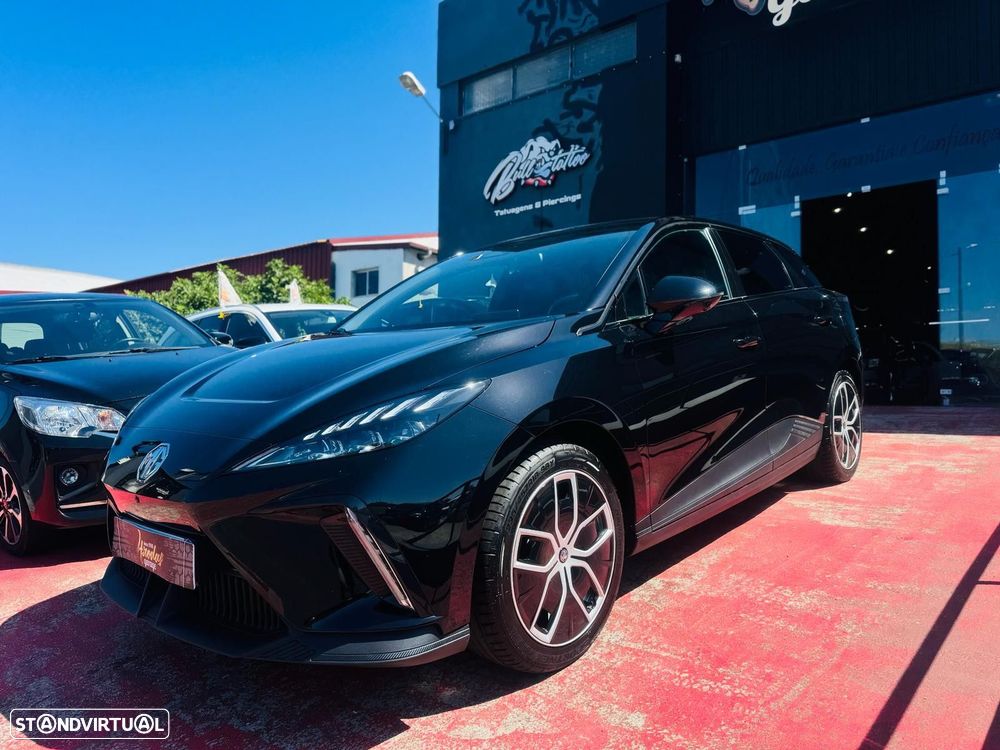 MG MG4 64 kWh Luxury - 4