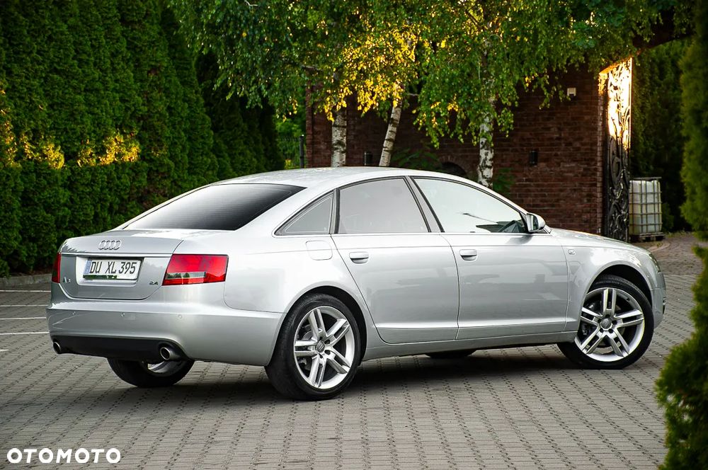 Audi A6 Limousine 2.4 - 19