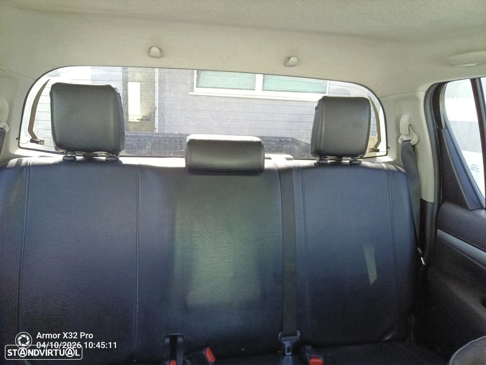 Toyota Hilux 2.4 D-4D 2WD CD Tracker - 21