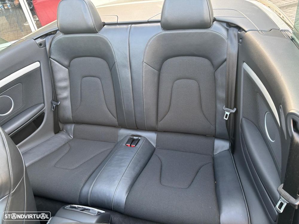 Audi A5 Cabrio 2.0 TDi S-line - 10