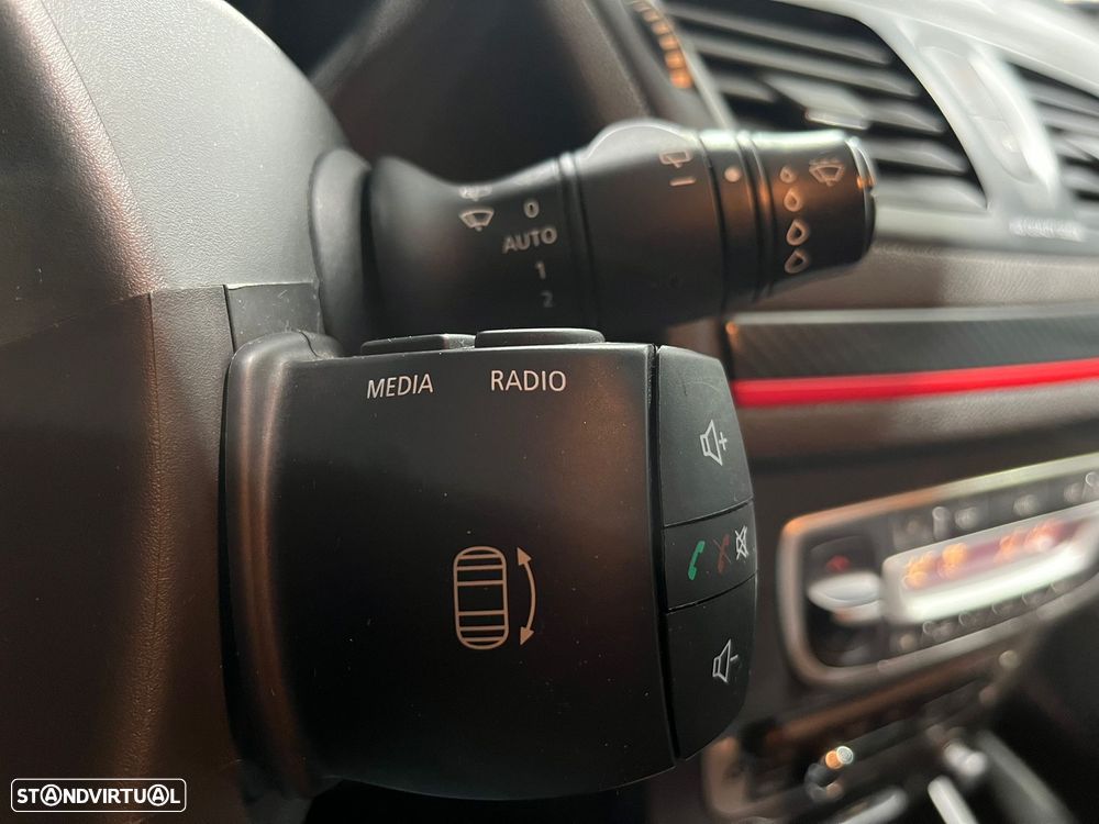 Renault Mégane Sport Tourer 1.5 dCi GT Line SS - 19