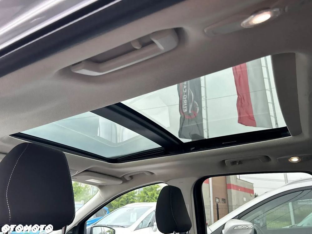 Ford Kuga 1.5 EcoBoost 2x4 Black & Silver - 8