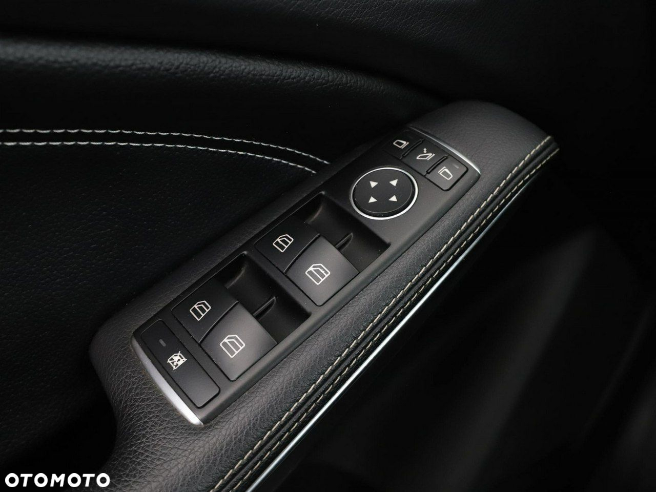 Mercedes-Benz CLA - 29