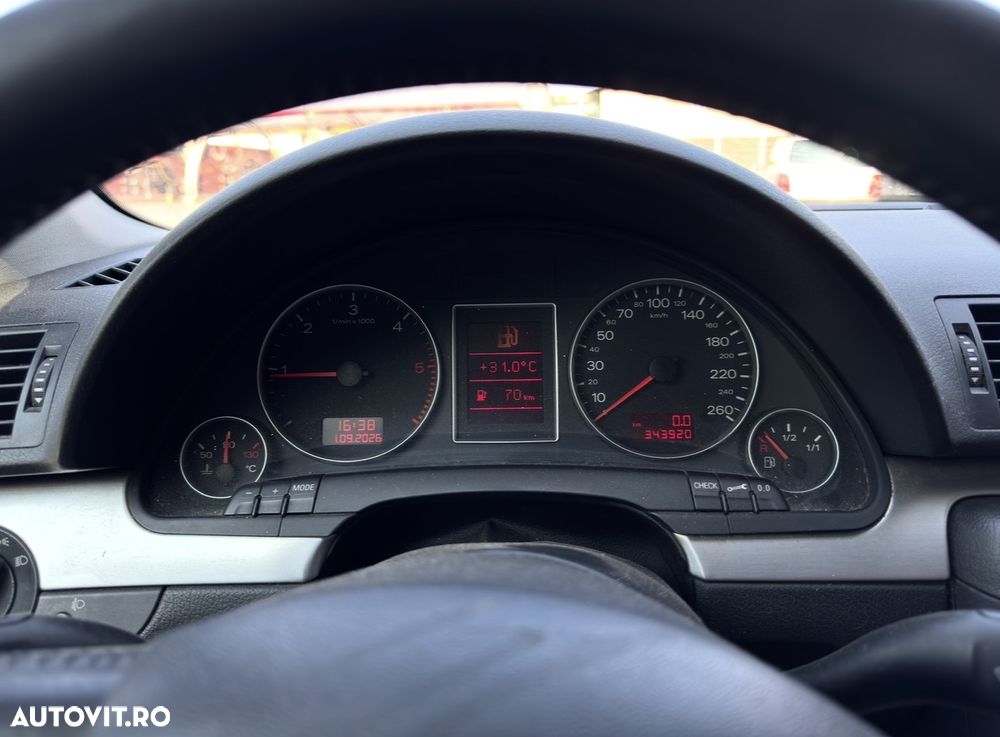 Audi A4 Limuzina - 4