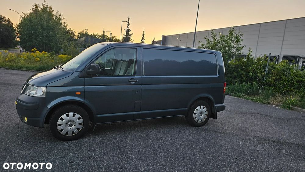 Volkswagen Transporter T5 - 12