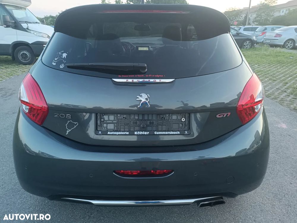 Peugeot 208 GTI 200 THP - 3