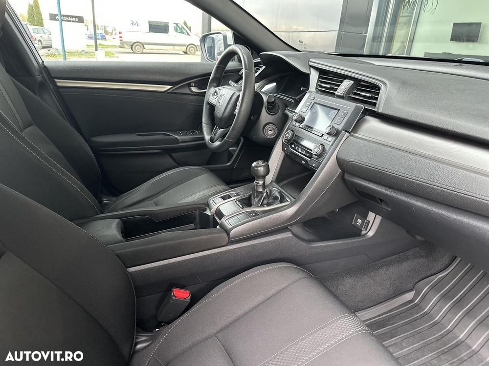 Honda Civic 1.0 VTEC Turbo Comfort Navi - 12