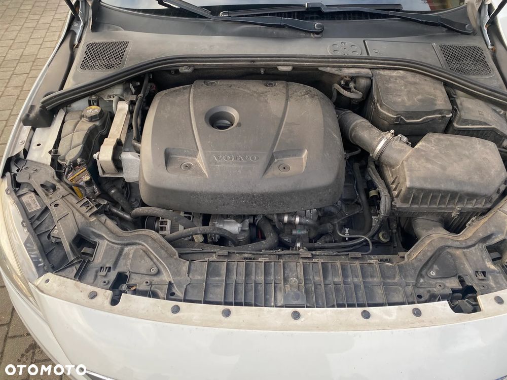 Volvo S60 T5 Drive-E Summum - 9