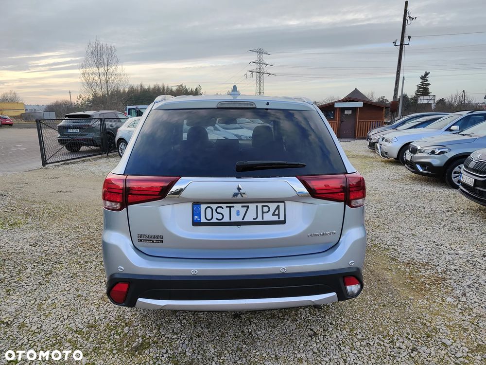 Mitsubishi Outlander 2.0 2WD CVT Diamant Edition+ - 7