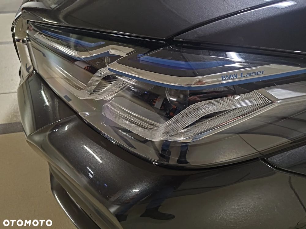 BMW Seria 5 520d xDrive - 8