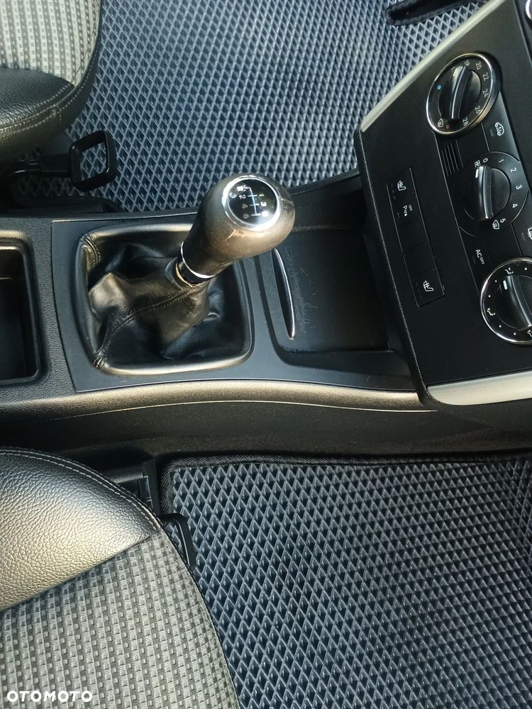 Mercedes-Benz Klasa A 200 CDI Avantgarde - 36