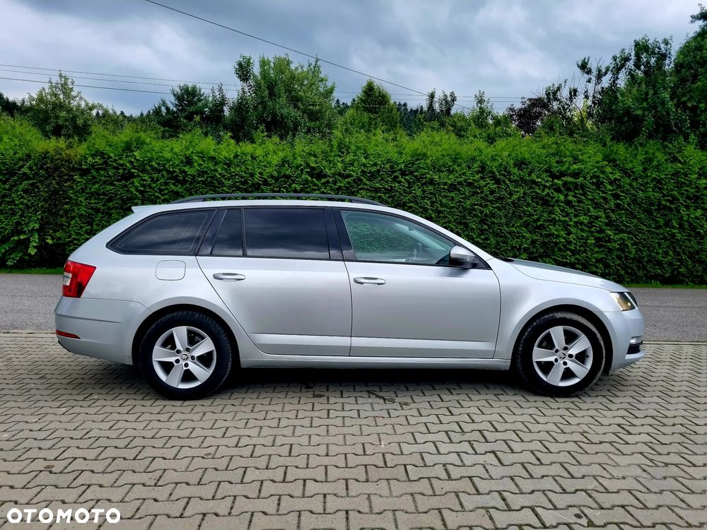 Skoda Octavia - 10