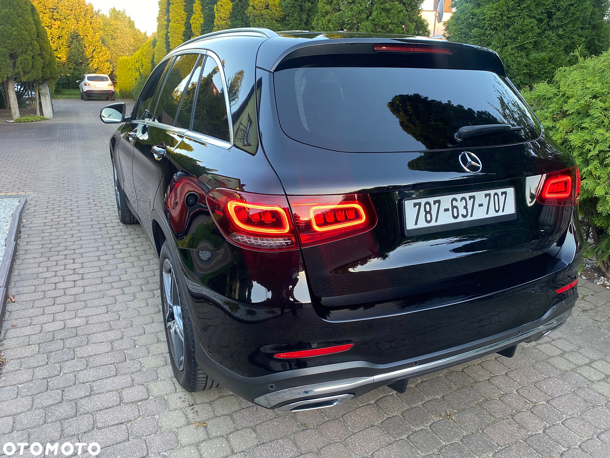 Mercedes-Benz GLC 220 d 4Matic 9G-TRONIC AMG Line - 4
