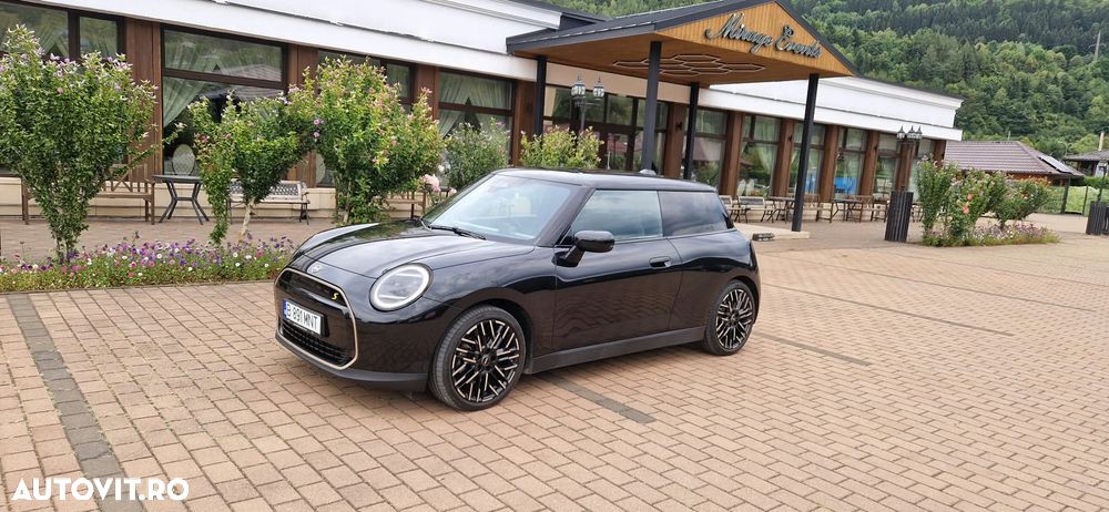 Mini Cooper SE - 2