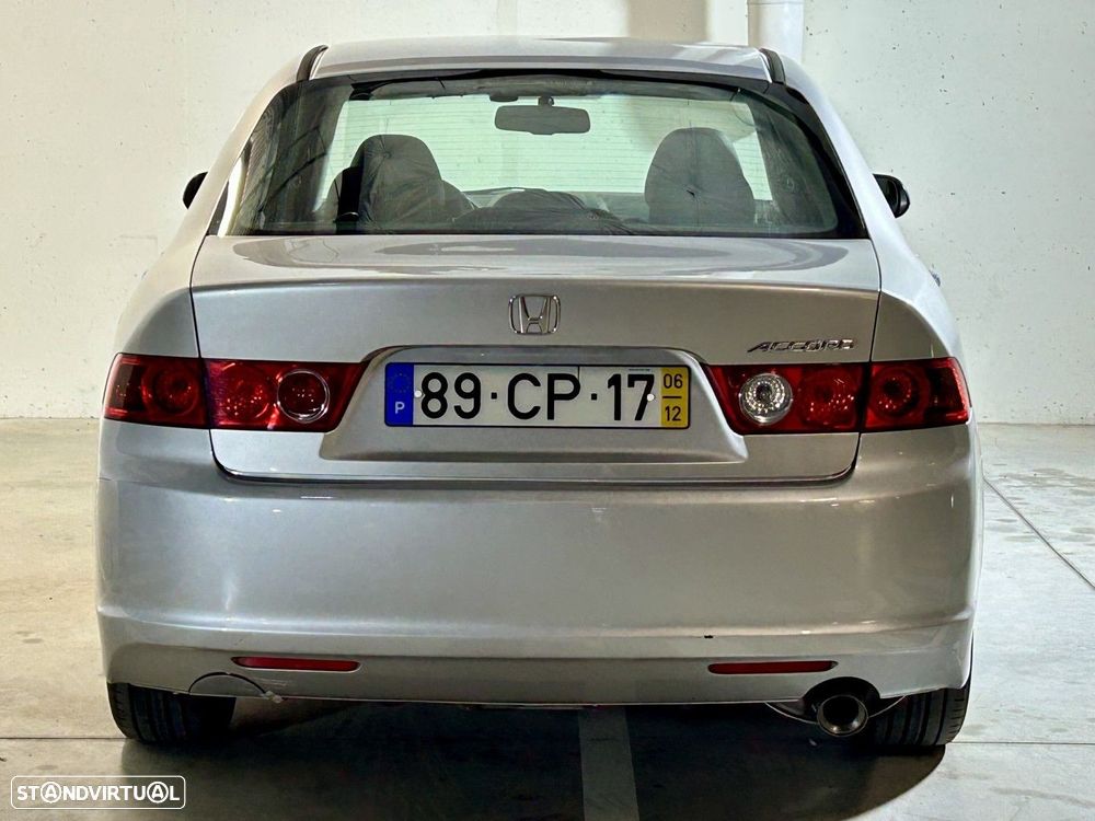 Honda Accord 2.0 Sport - 8