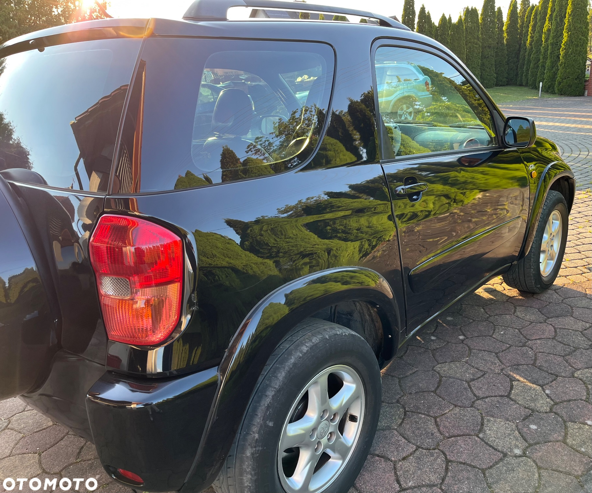 Toyota RAV4 2.0 D-4D 4x4 - 2
