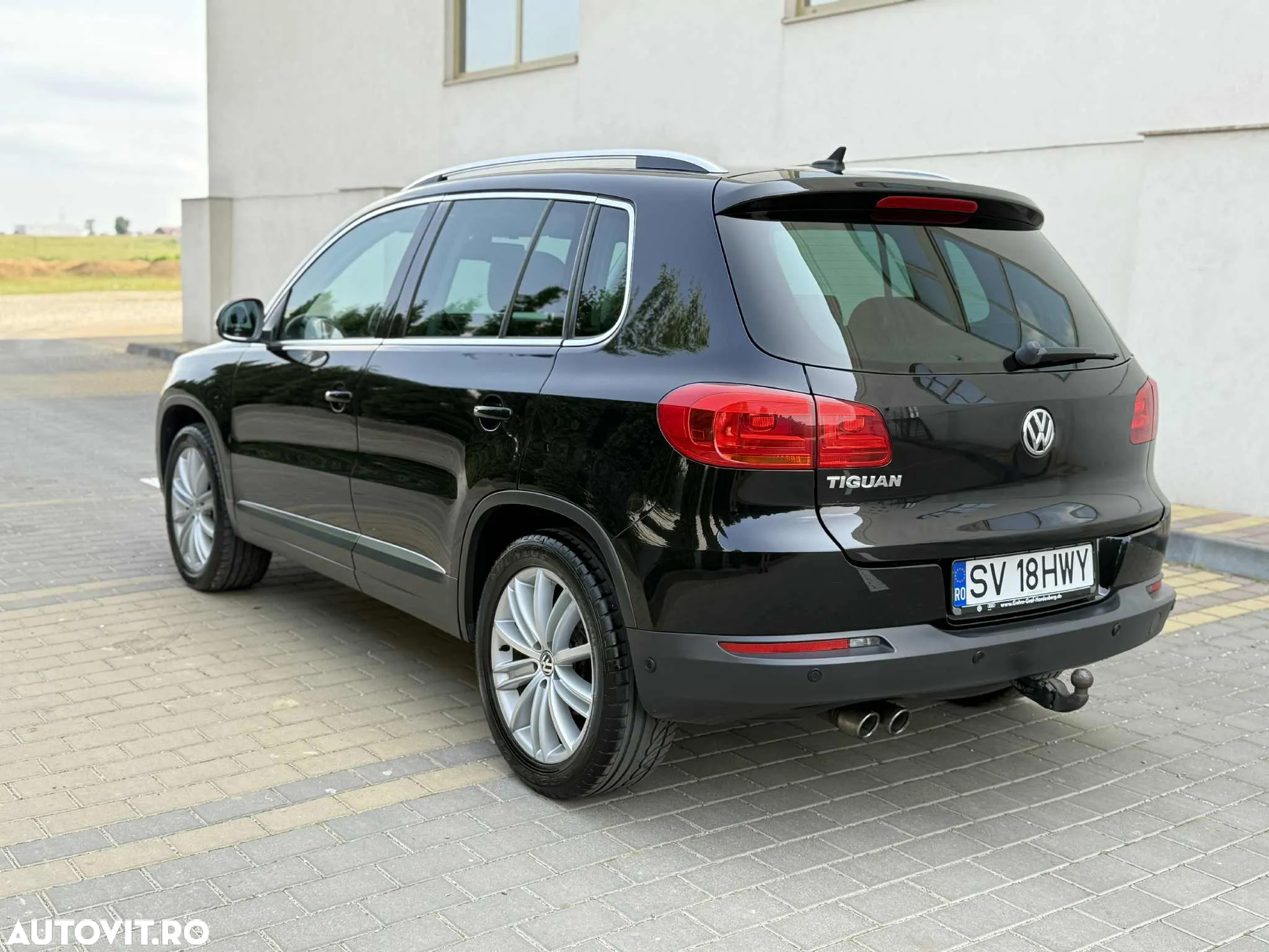 Volkswagen Tiguan - 3