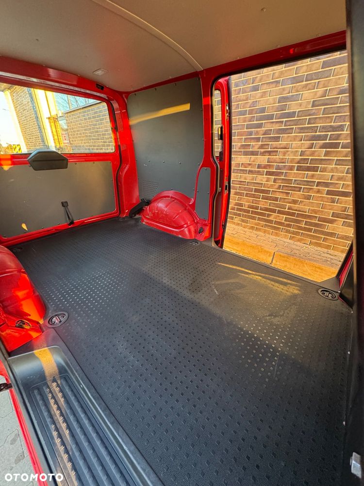 Volkswagen Transporter - 37