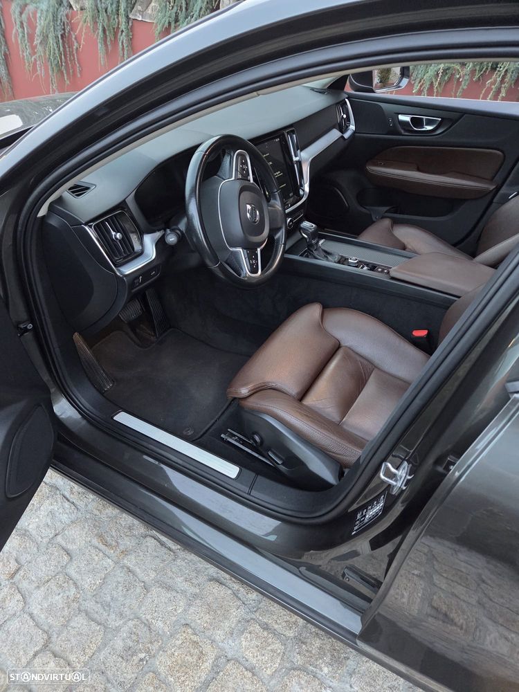 Volvo V60 2.0 D3 Geartronic - 19