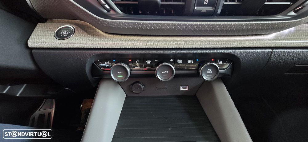 Citroën C5 X 1.6 Hybrid Shine Pack e-EAT8 - 45
