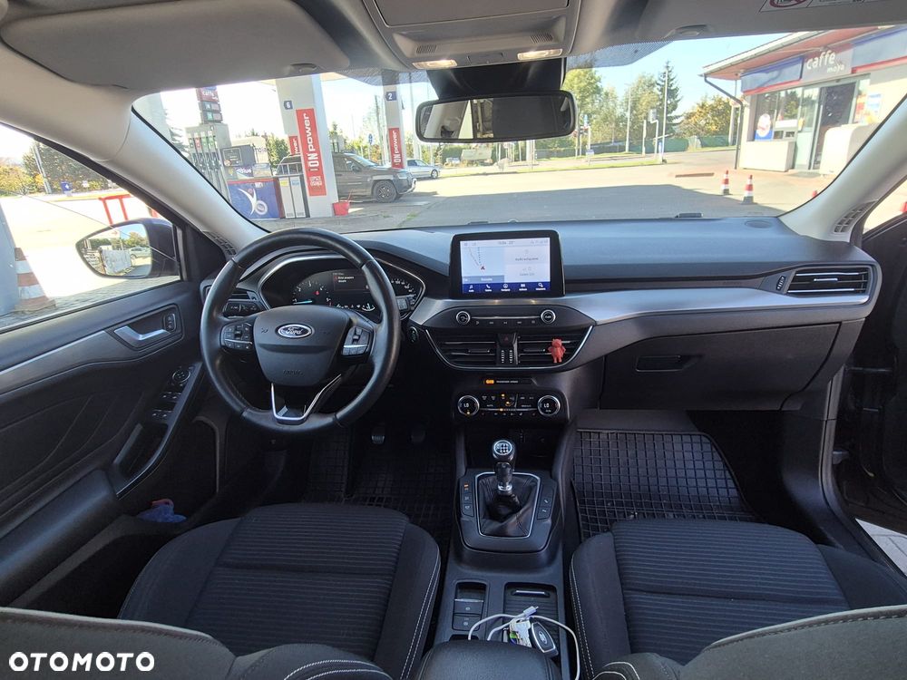 Ford Focus 2.0 EcoBlue STart-Stopp-System TITANIUM X - 11