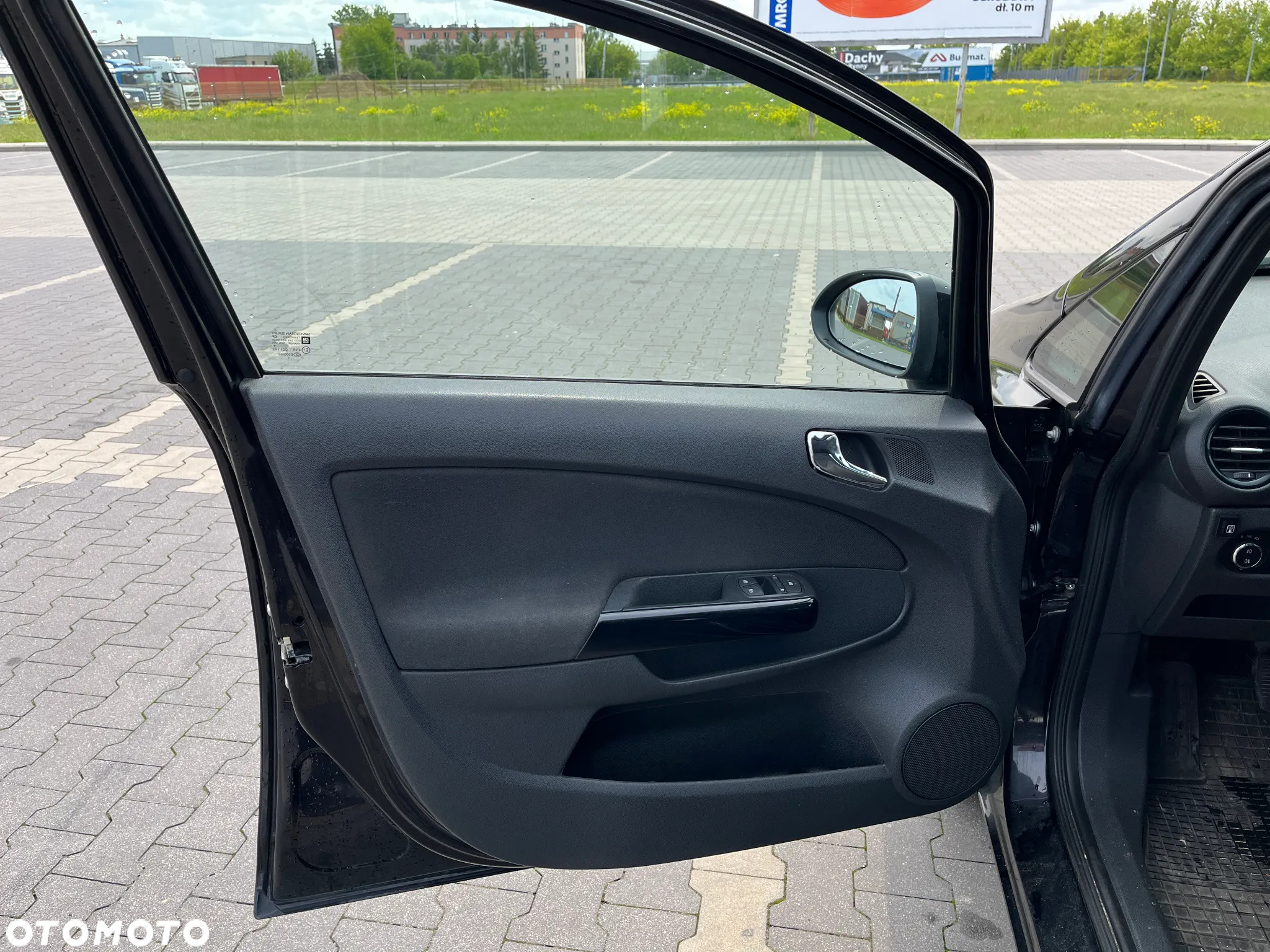 Opel Corsa 1.4 16V Satellite - 17