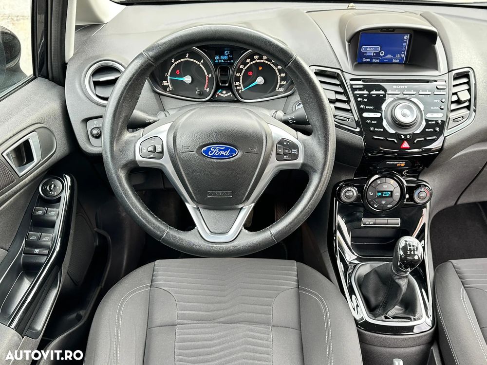 Ford Fiesta 1.6 TDCI Titanium - 6