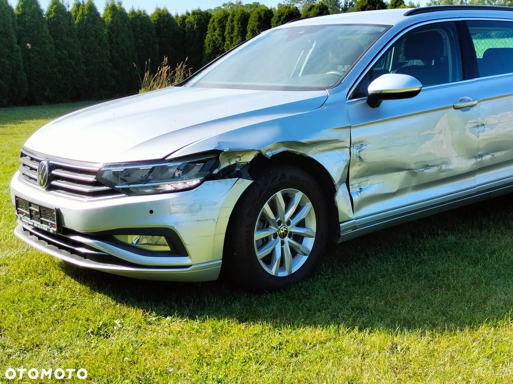 Volkswagen Passat 2.0 TDI SCR DSG - 3