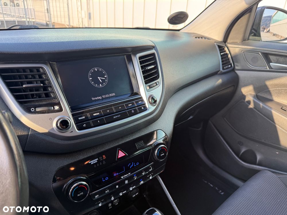 Hyundai Tucson blue 1.7 CRDi 2WD DCT Advantage - 15