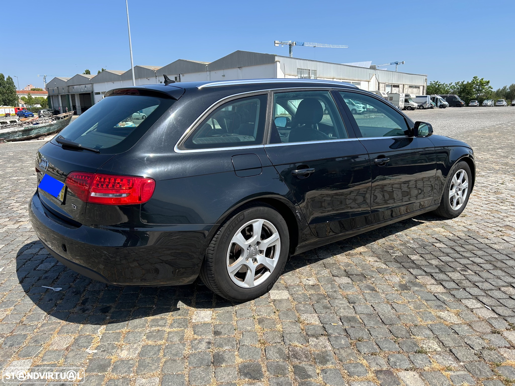 Audi A4 Avant 2.0 TDI Advance - 3