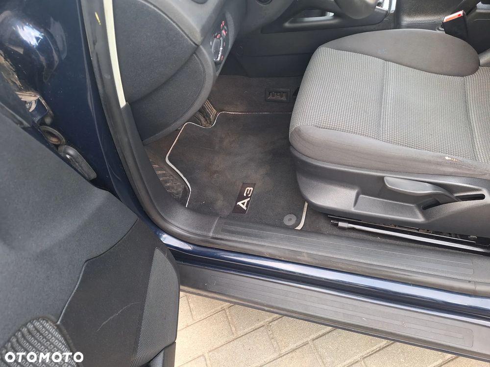 Audi A3 Sportback 1.6 Attraction - 30