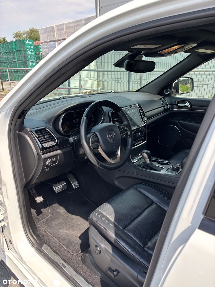 Jeep Grand Cherokee 5.7 V8 Summit - 10