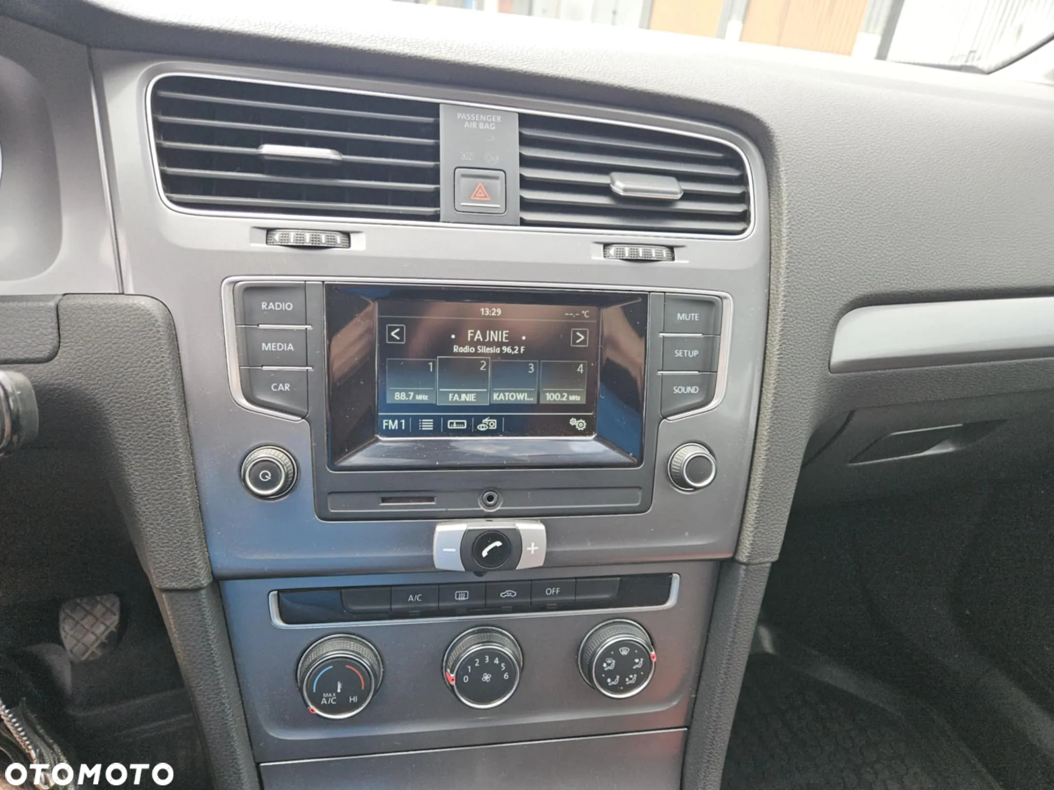 Volkswagen Golf VII 1.2 TSI BMT Trendline - 11