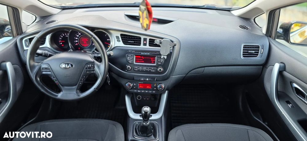 Kia Ceed - 6