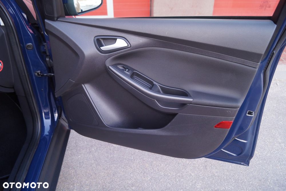 Ford Focus - 24