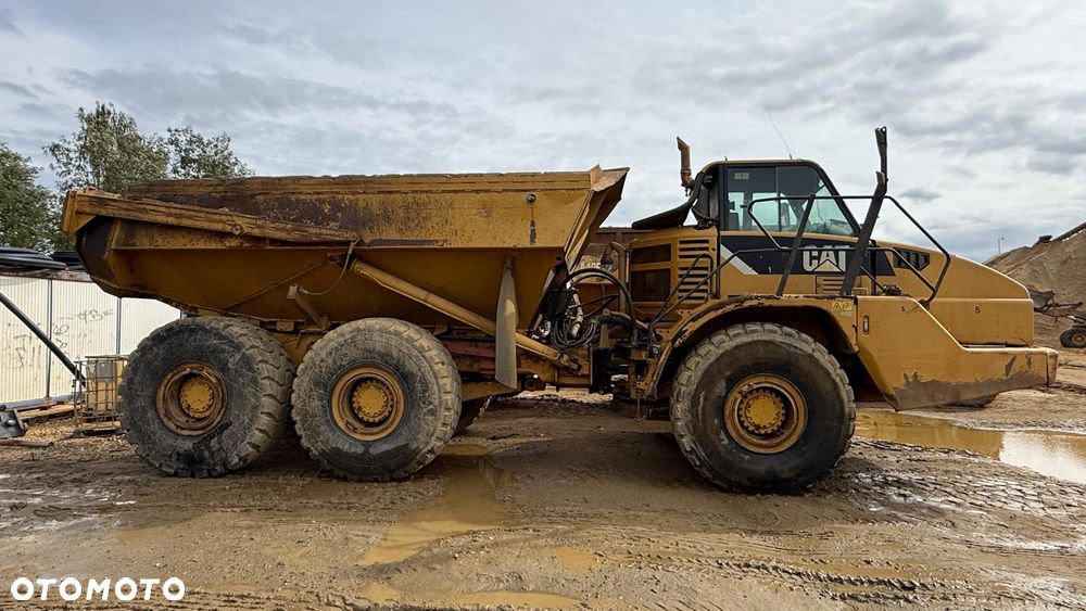 Caterpillar CAT 740 - 2