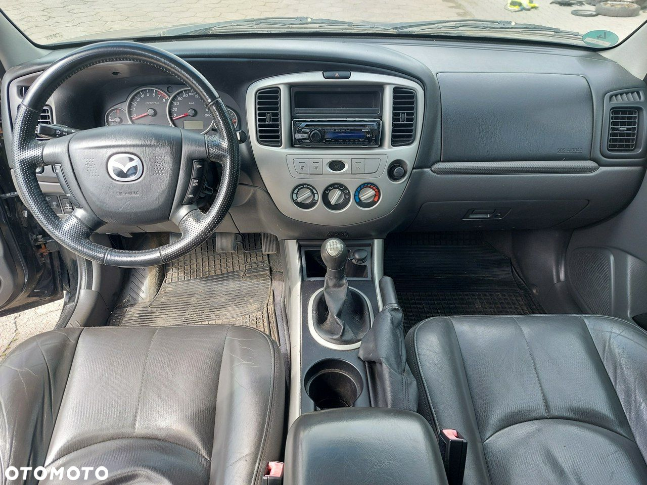 Mazda Tribute - 16