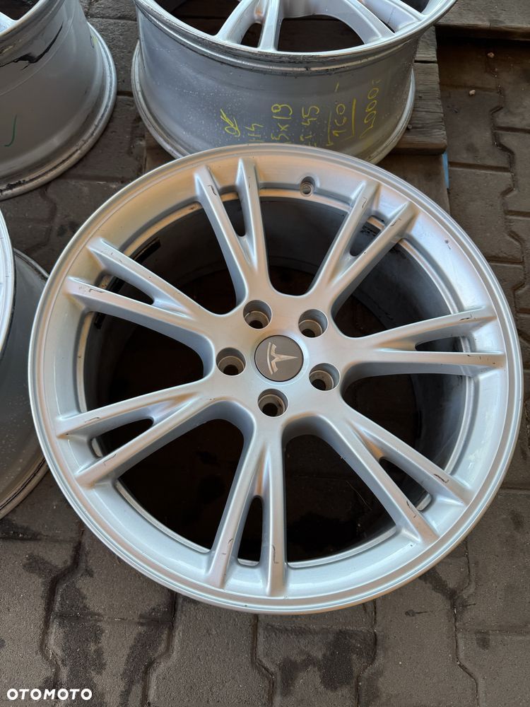 Felgi aluminiowe oryginał Tesla 5x114,3 9,5x19 et45 - 5