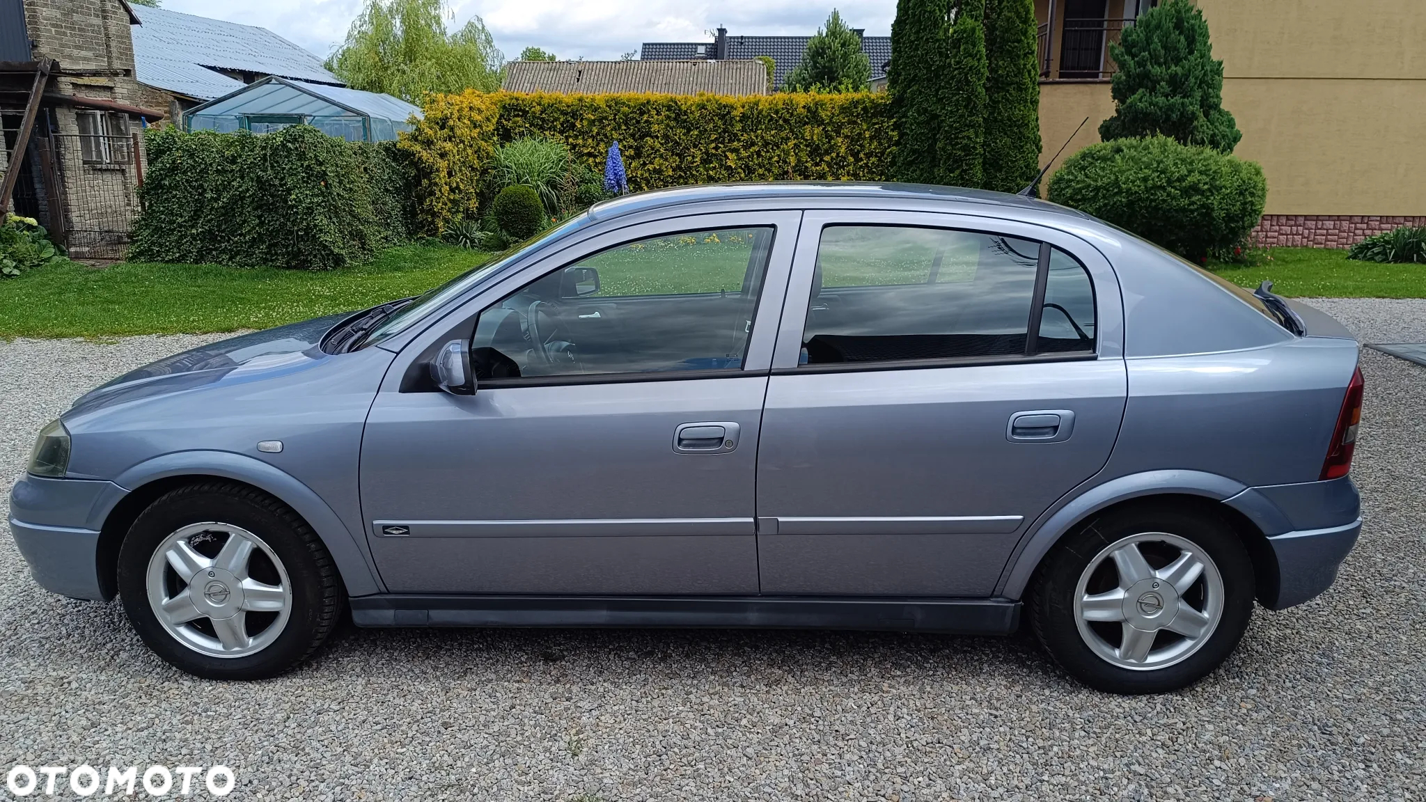 Opel Astra - 11