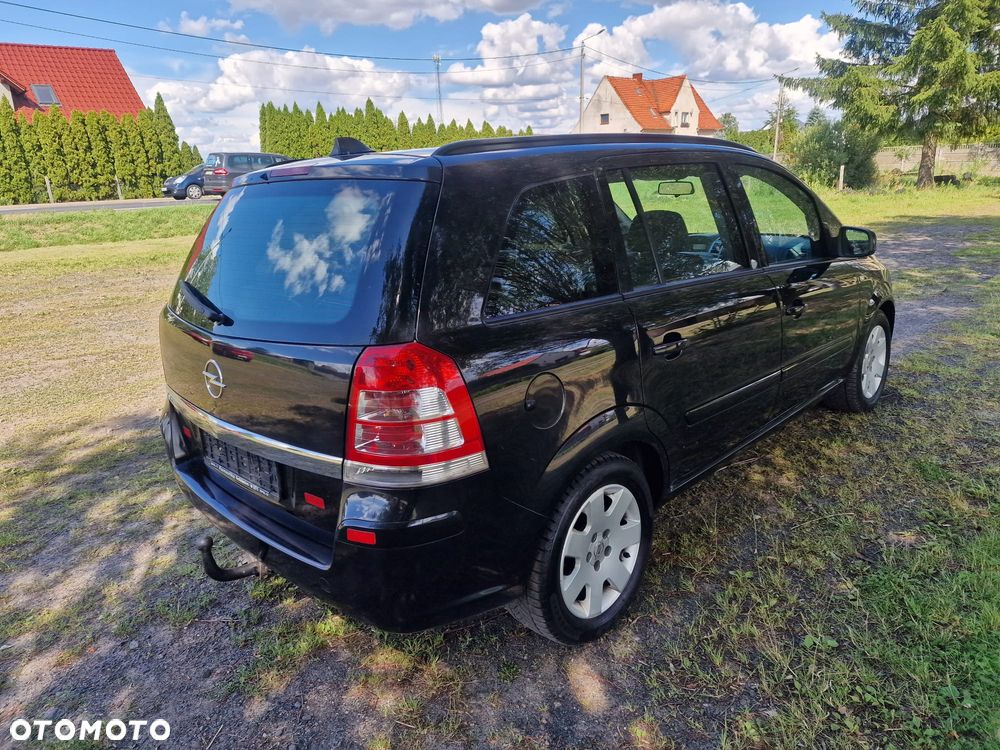 Opel Zafira 1.8 - 7