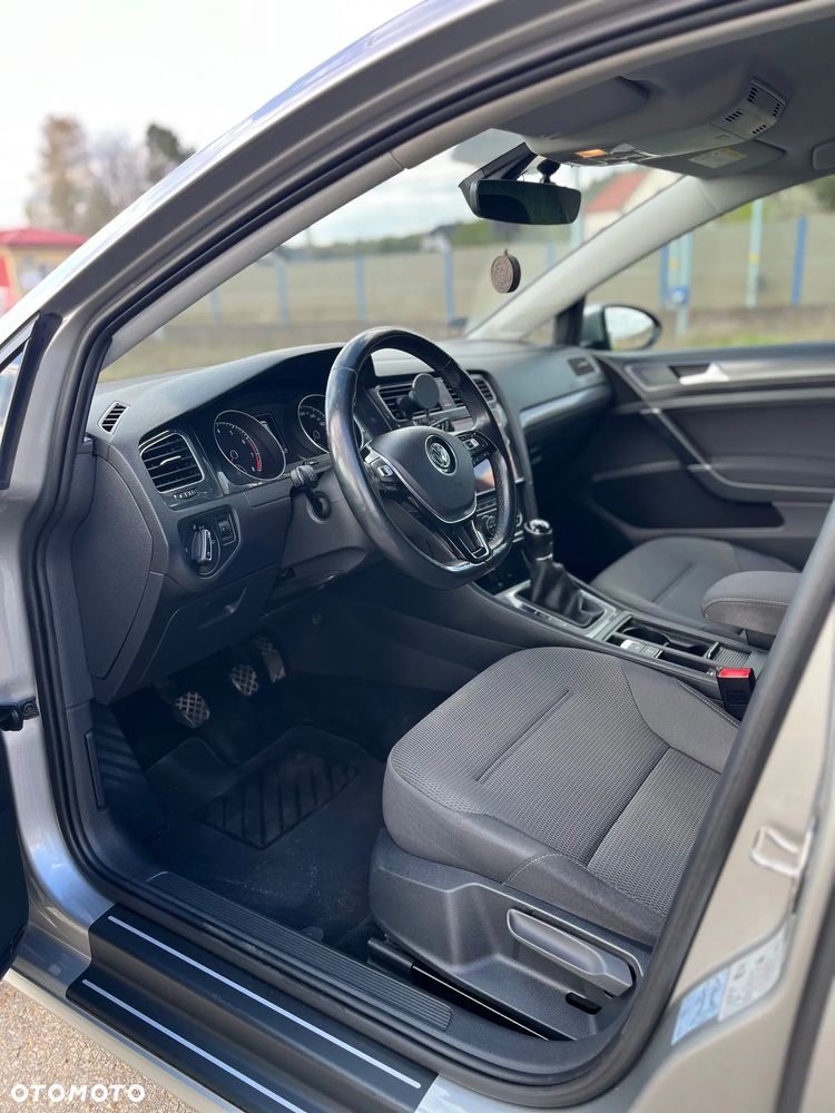 Volkswagen Golf 1.4 TSI BMT Comfortline - 8