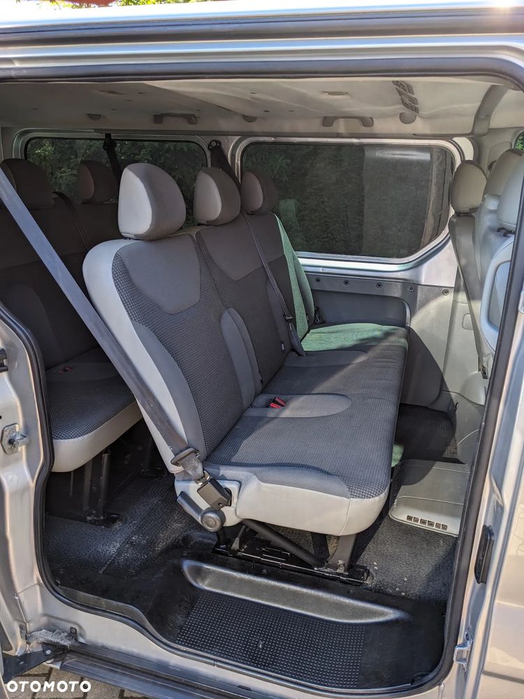 Opel Vivaro - 12