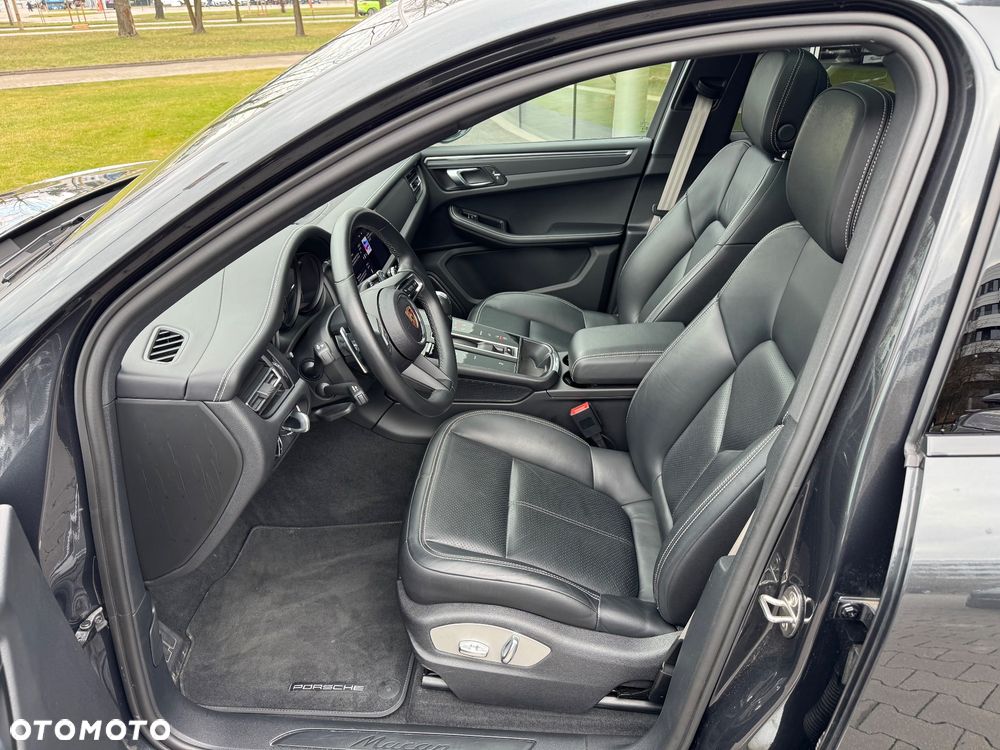 Porsche Macan Standard - 15