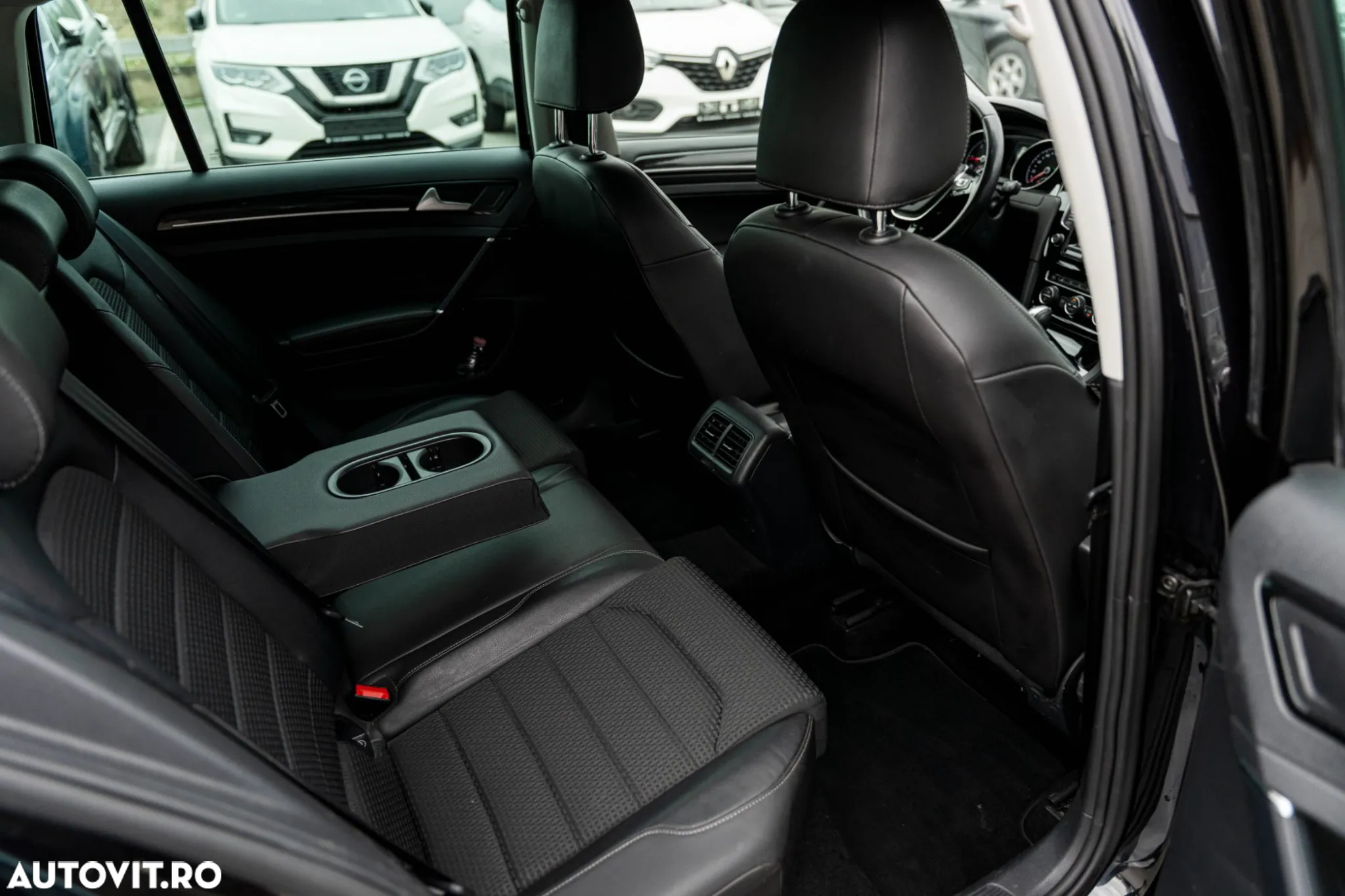 Volkswagen Golf 1.6 TDI DSG BMT Highline - 8