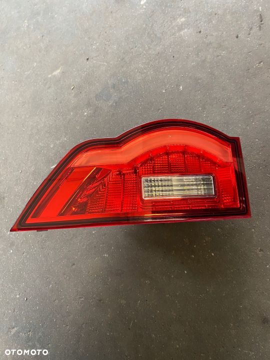 JAGUAR F PACE LAMPA TYLNA LEWA LED EU - 1