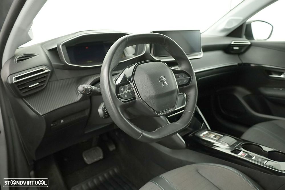 Peugeot 208 1.2 PureTech Allure EAT8 - 6